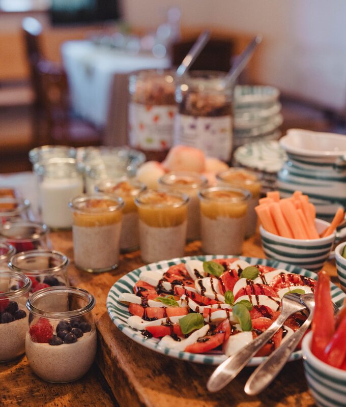 Bio-Frühstücksbuffet | © Footprints Fotografie // cookingCatrin