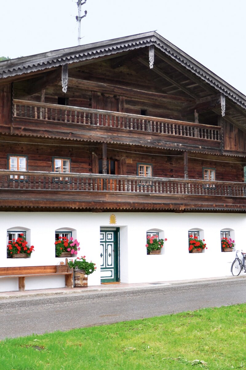 Das denkmalgeschützte Kaspergut in Feldkirchen/Mattighofen | © Urlaub am Bauernhof Oberösterreich / Harald Puchegger