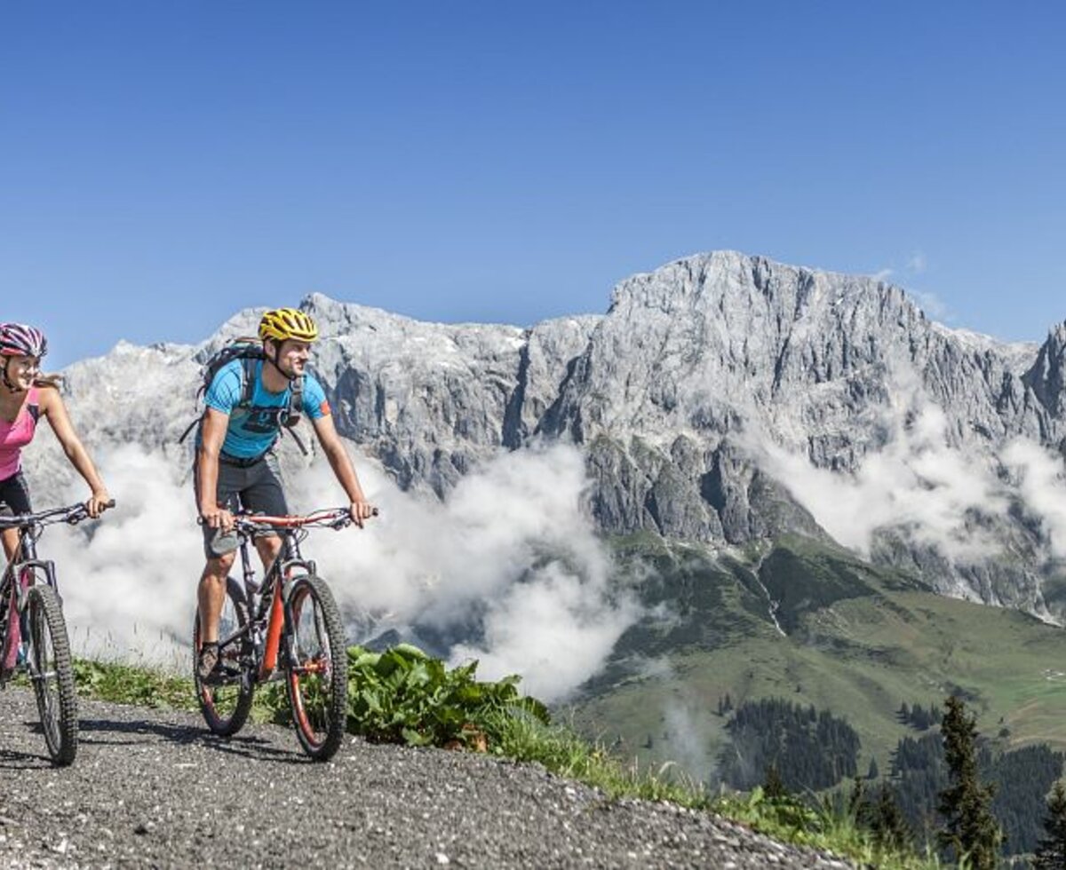 Mountainbiken am Hochkönig, Salzburger Land | © Hochkönig Tourismus GmbH Mountainbike, E-Bike, Pärchen, Hochkönig, Salzburger Land | © Hochkönig Tourismus GmbH
