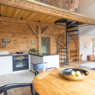 Chalet 1888 open kitchen