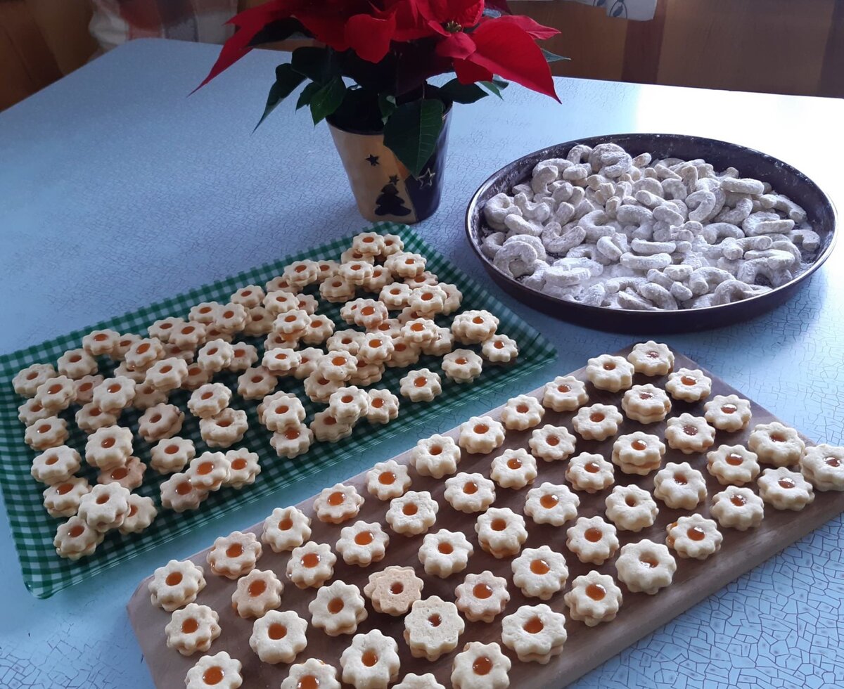 fragrant cookies at Christmas