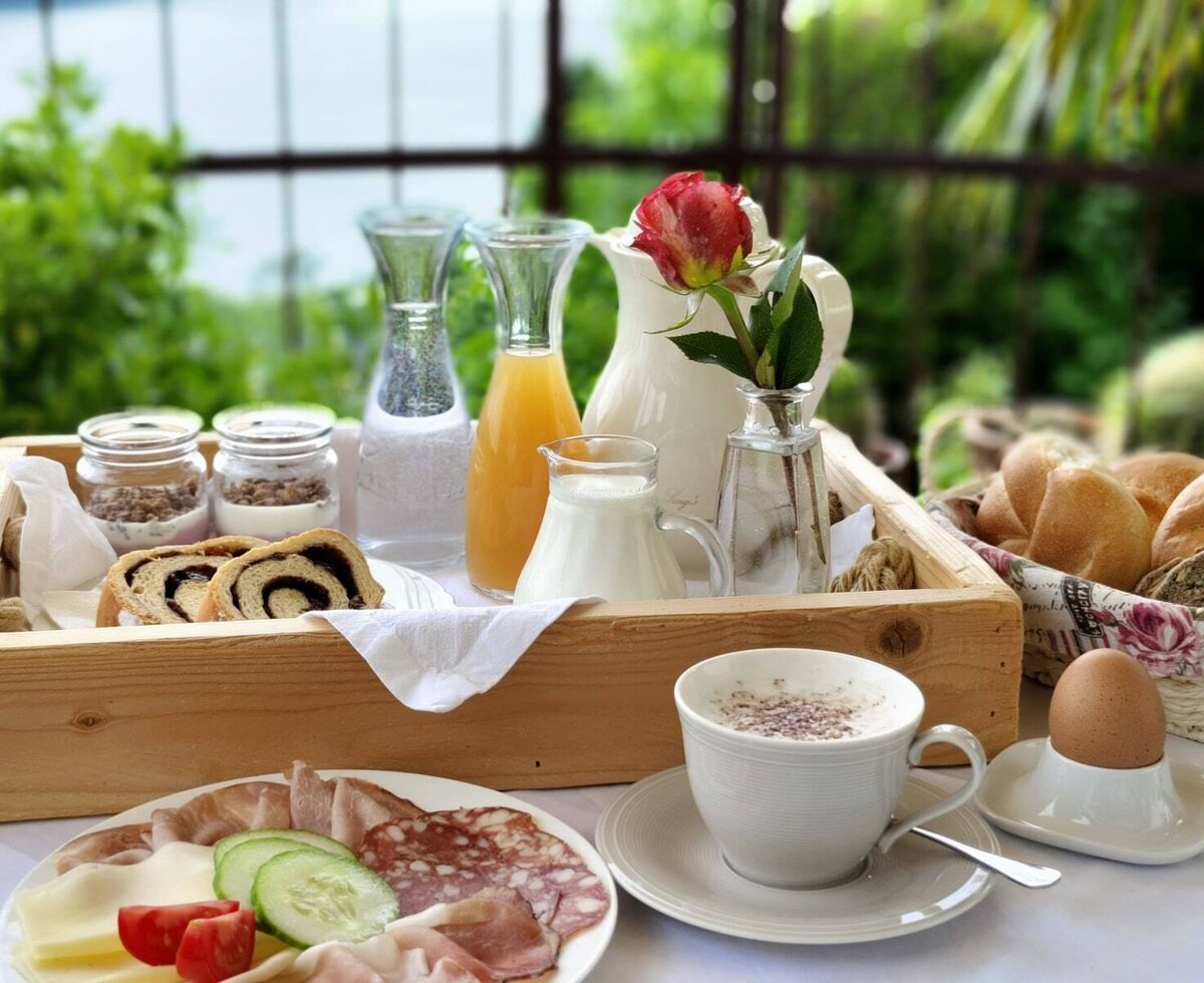 Pleasure on a tray