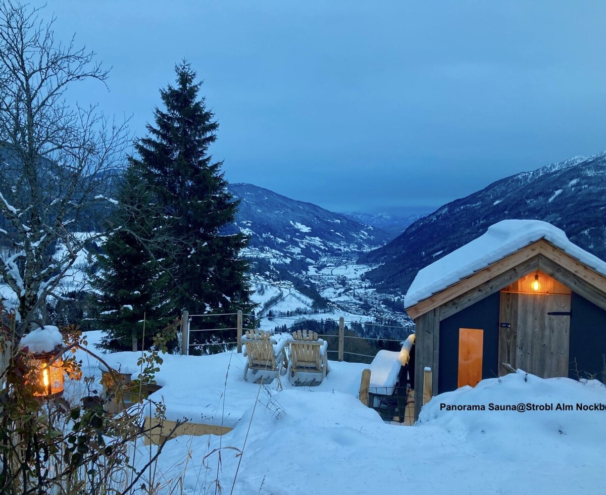 Panorama Sauna@Strobl Alm Nockberge  - and then a jump into the snow—yay!