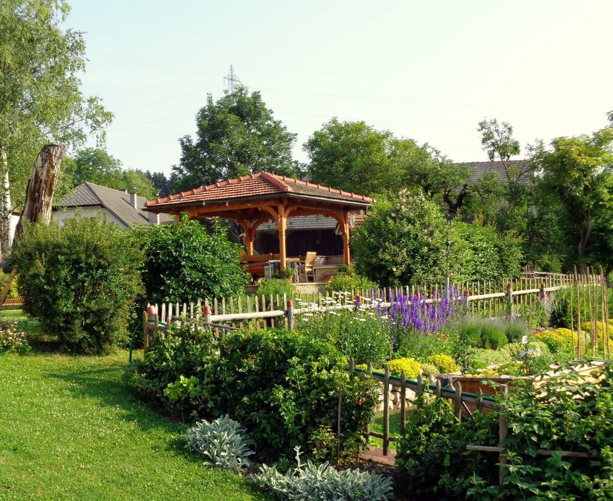 Cottage garden