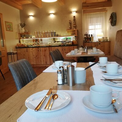 Breakfast room