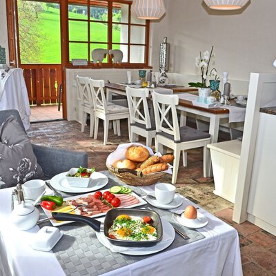Breakfast room