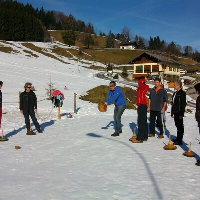 Bavarian curling guests