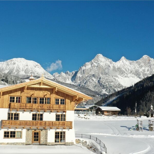 Mandlberggut: Ideally located between Schladming and Radstadt, at the foot of the Dachstein massif.