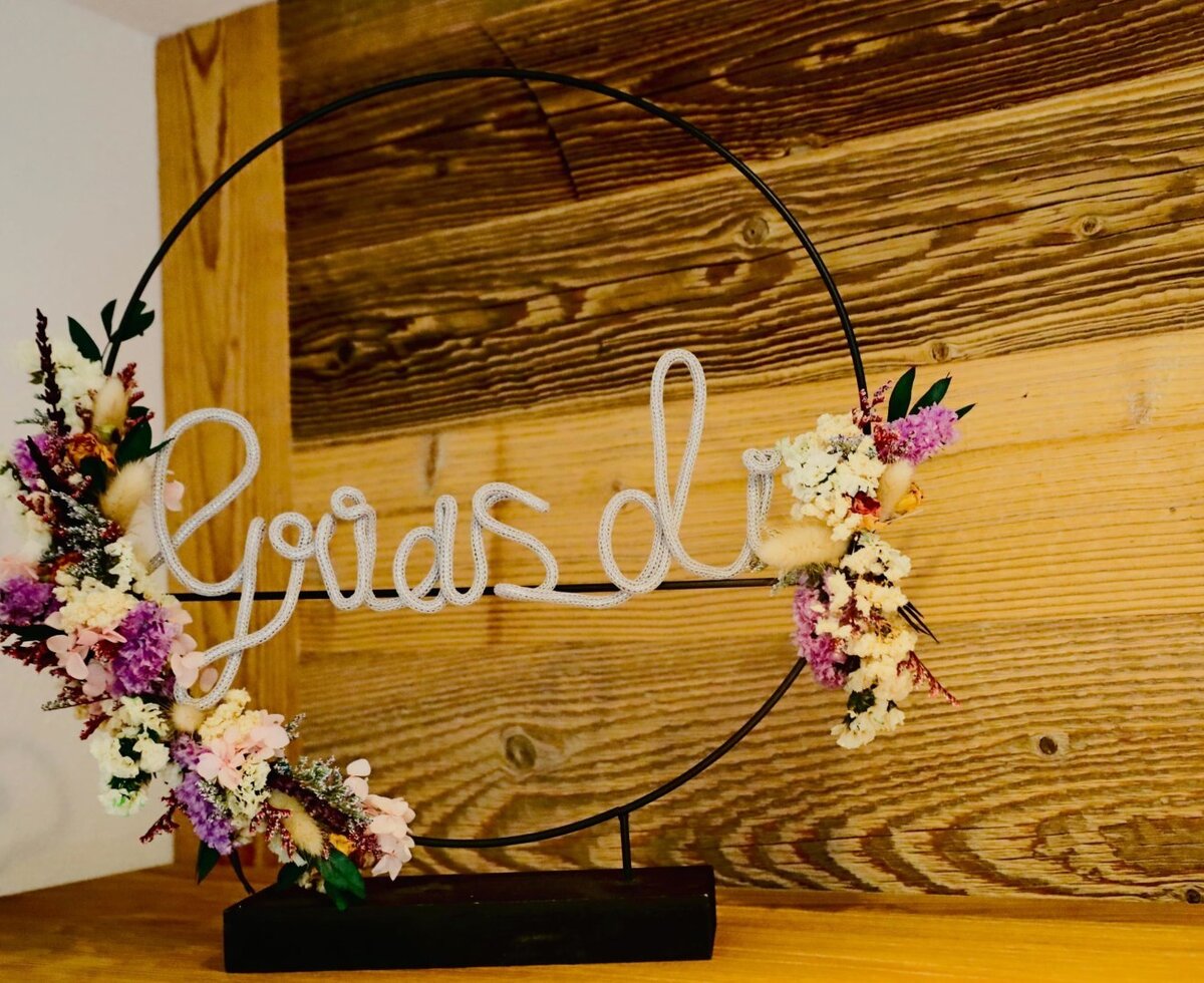 Decor in the apartment