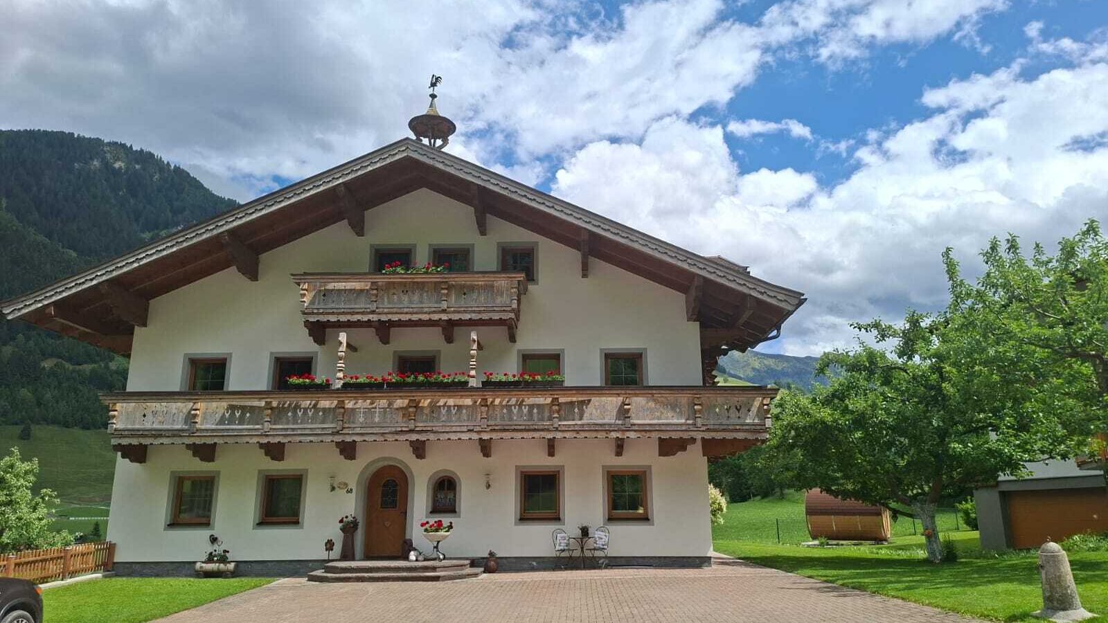 the voithof farm house