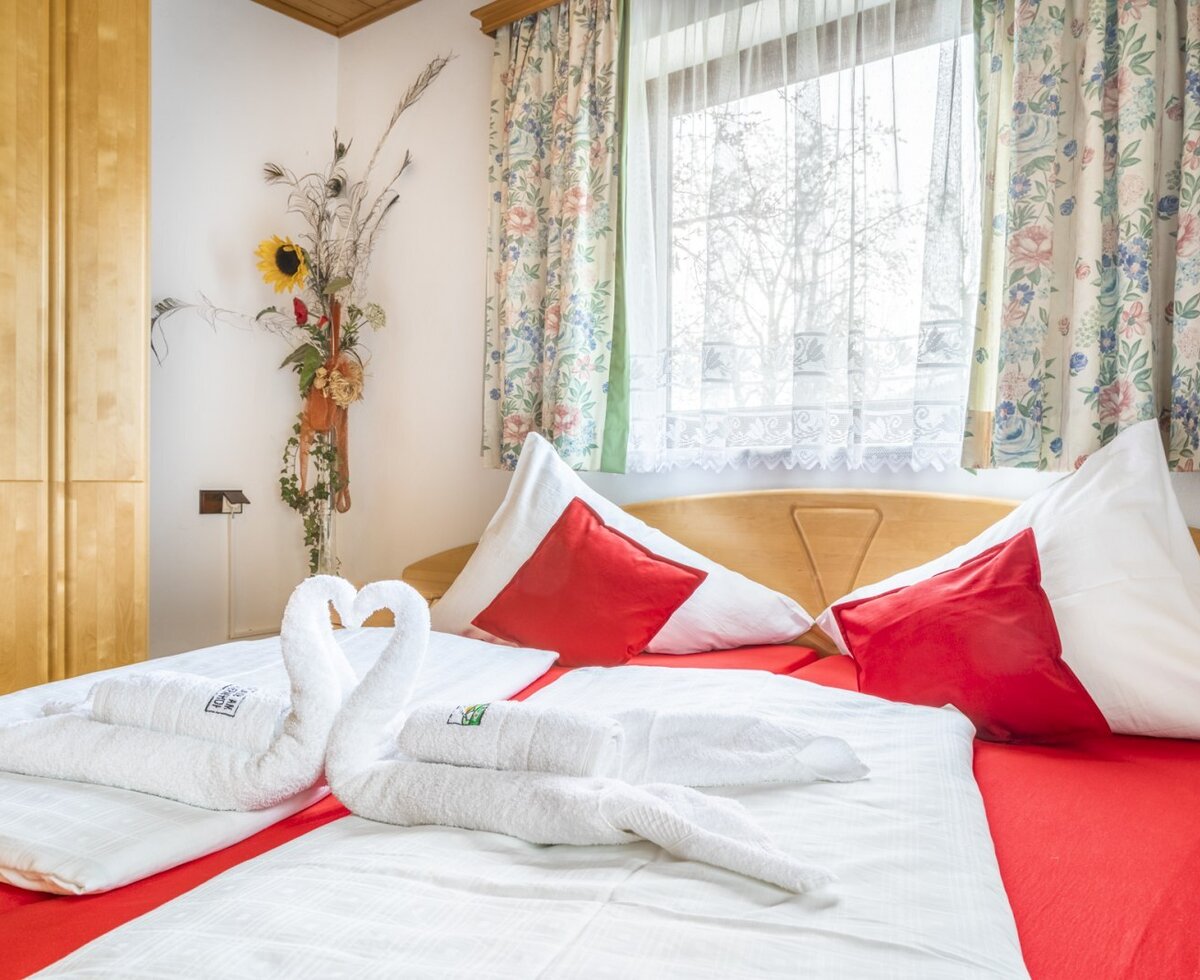 Bedroom "Sunnseitn"