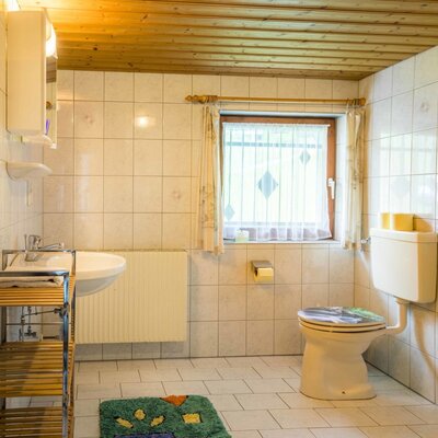 Hohe Arche - bathroom