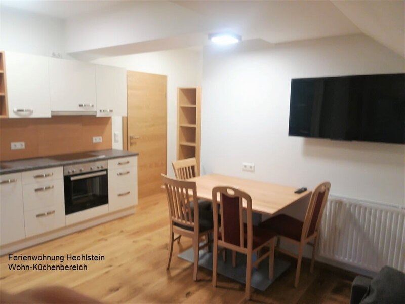 Spacious, new holiday apartment with eat-in kitchen, bedroom, pull-out couch and bathroom and toilet