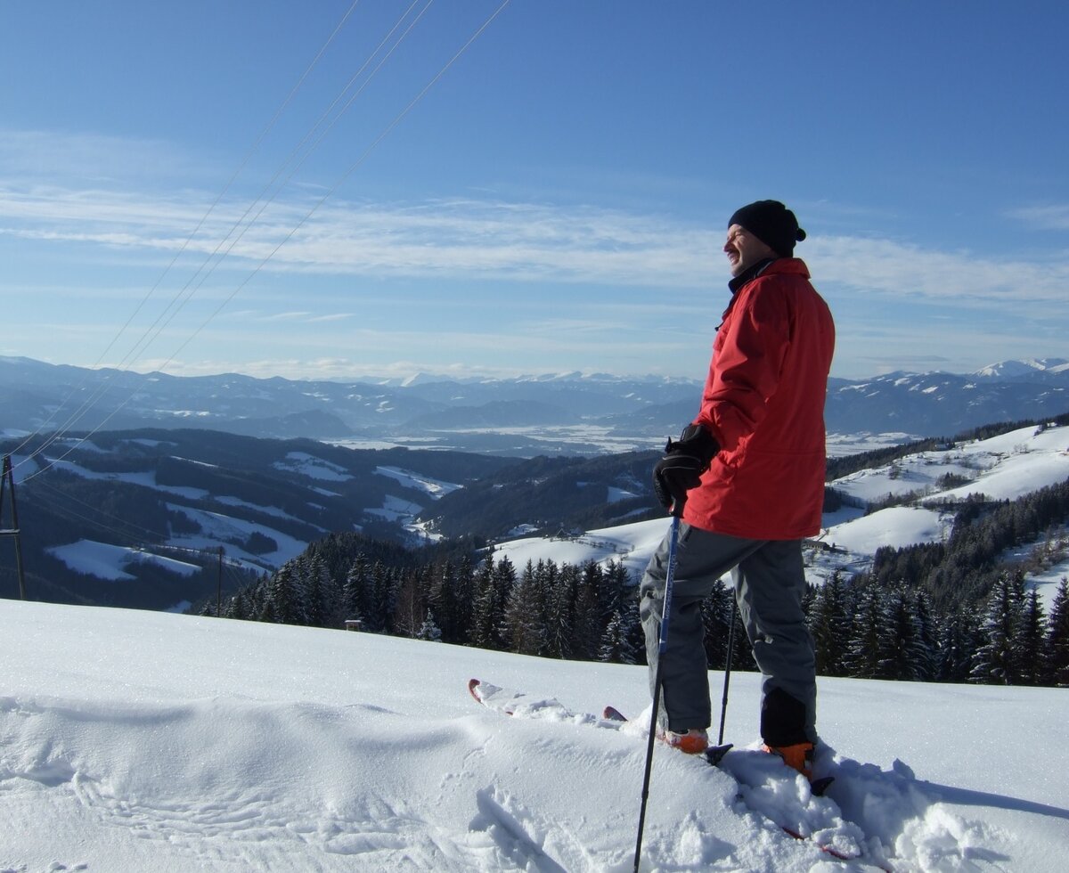 Ski descent into the valley