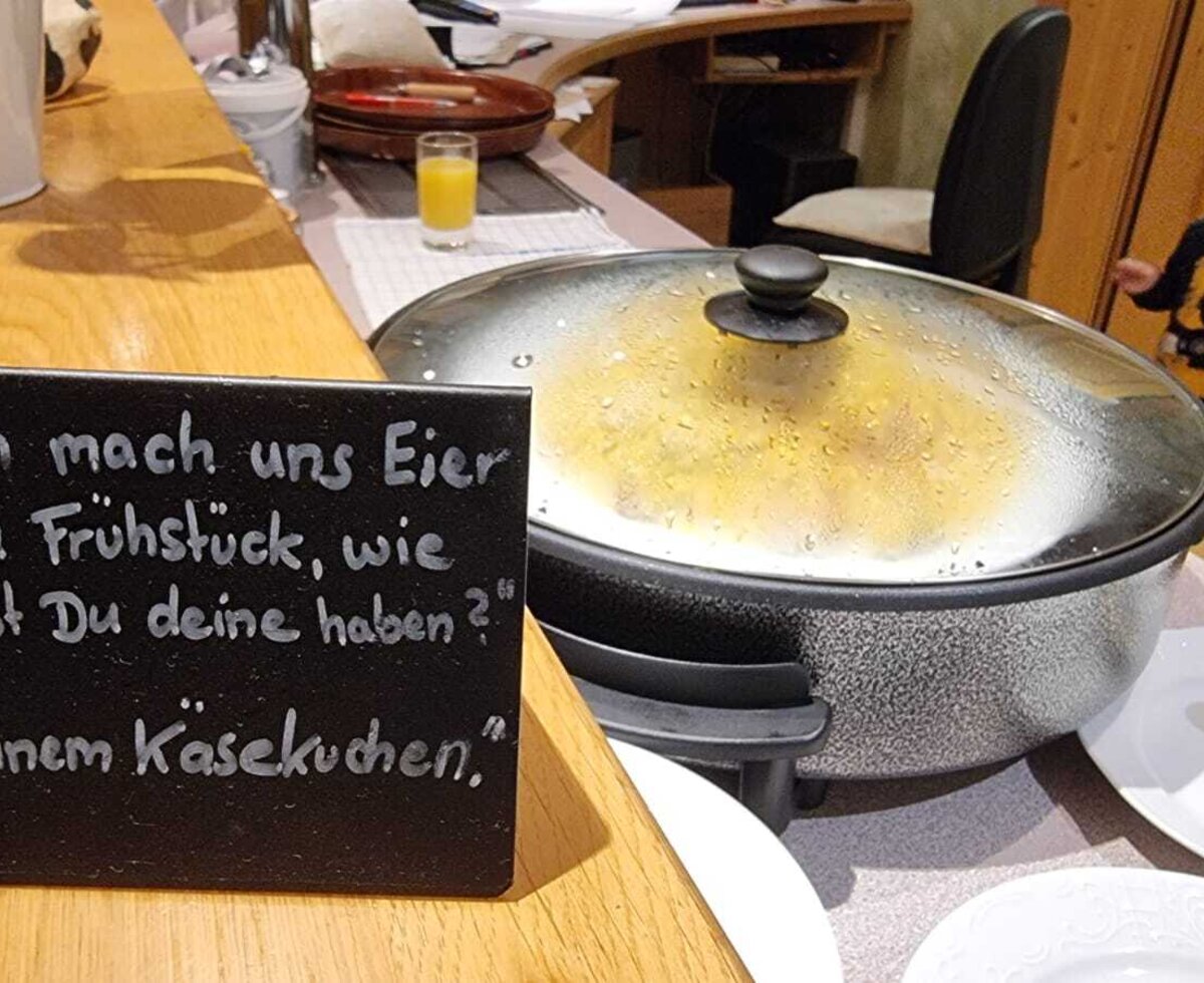 Our fresh scrambled eggs are served warm and are simply part of a successful breakfast.