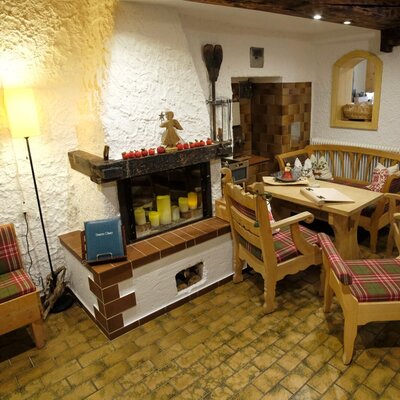 Fireplace corner