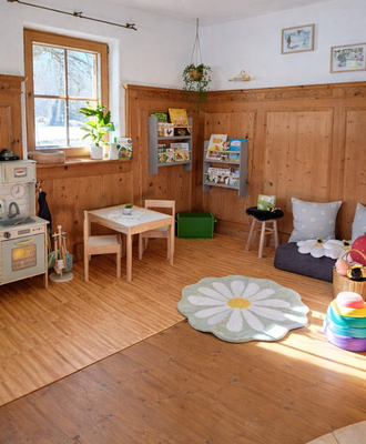 Children's and family room
