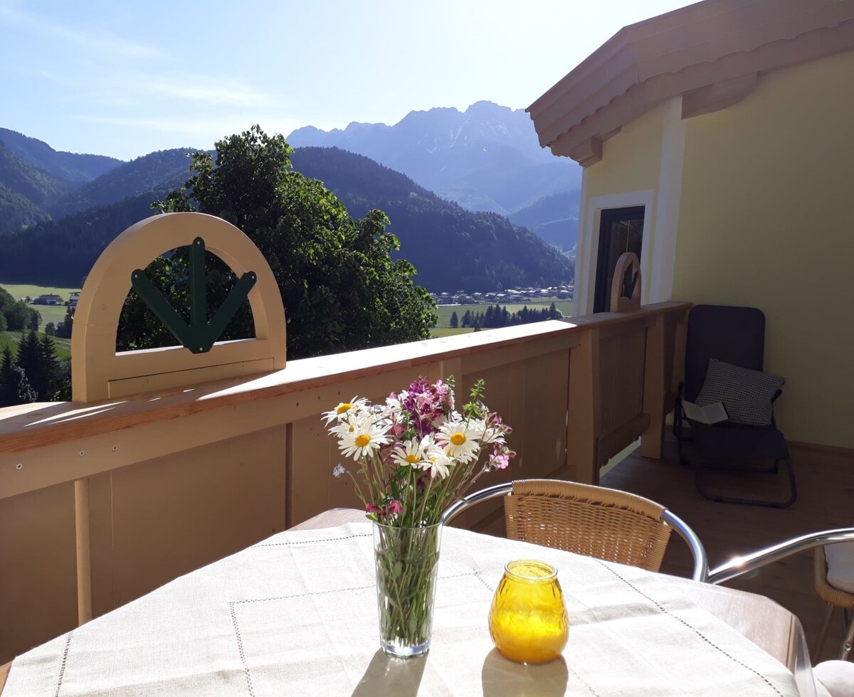 Balcony apartement "Mountain"