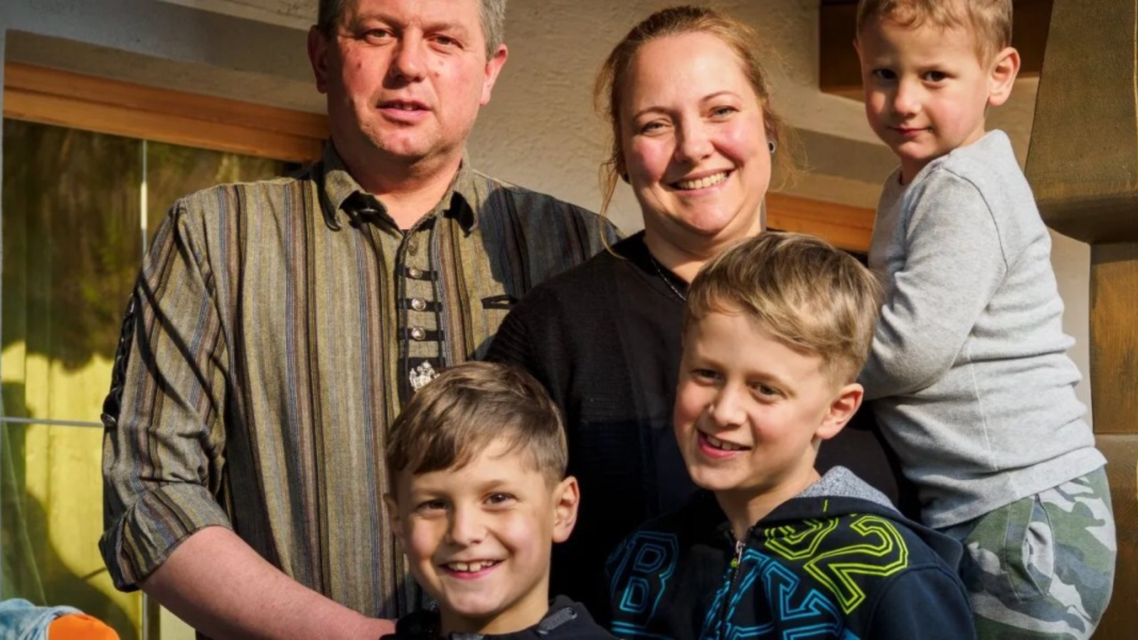 The welcoming hosts of the apartments greet you with a friendly smile.
