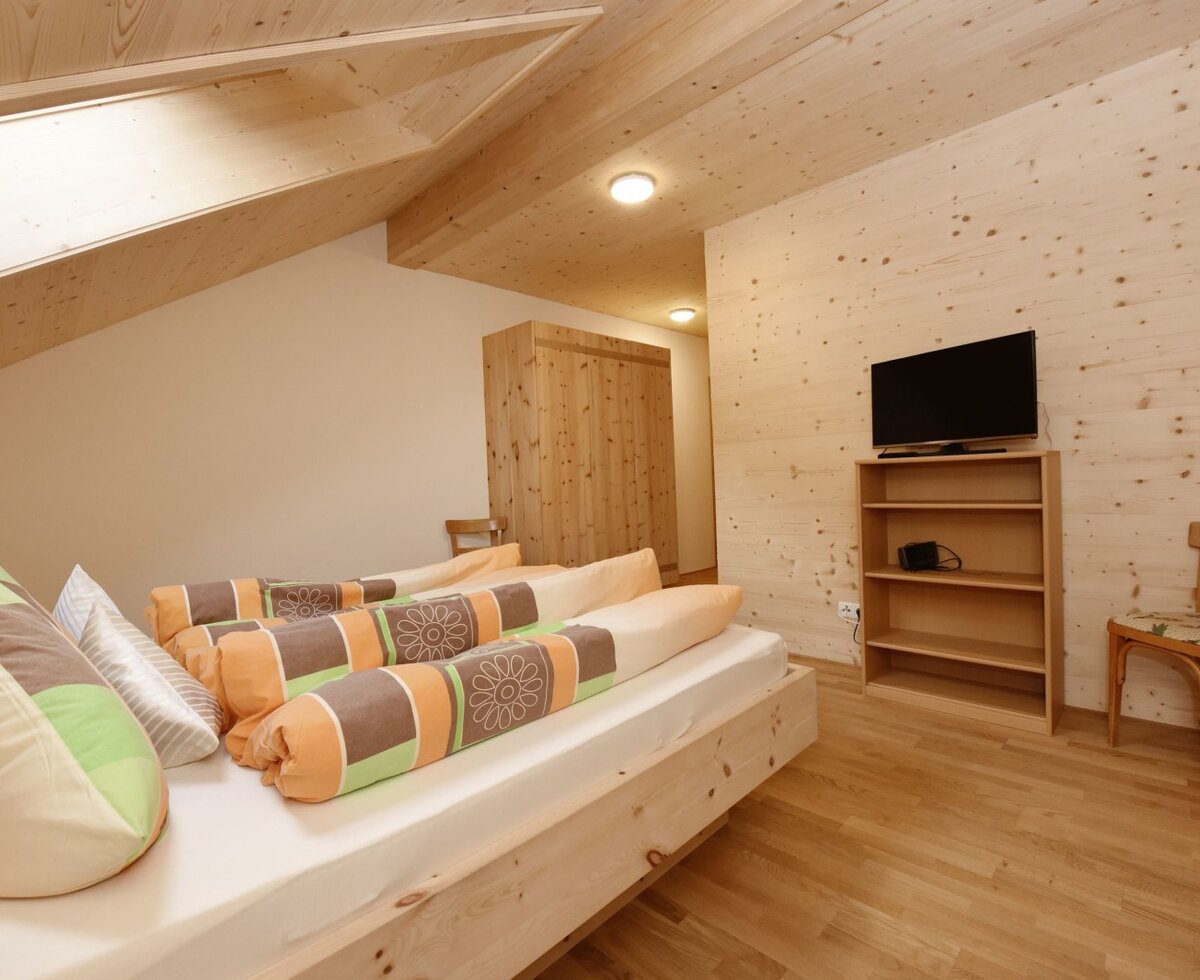 separate double room