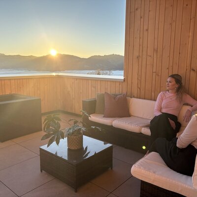 Enjoy the evening sun on your terrace in the Mittagsspitze apartment