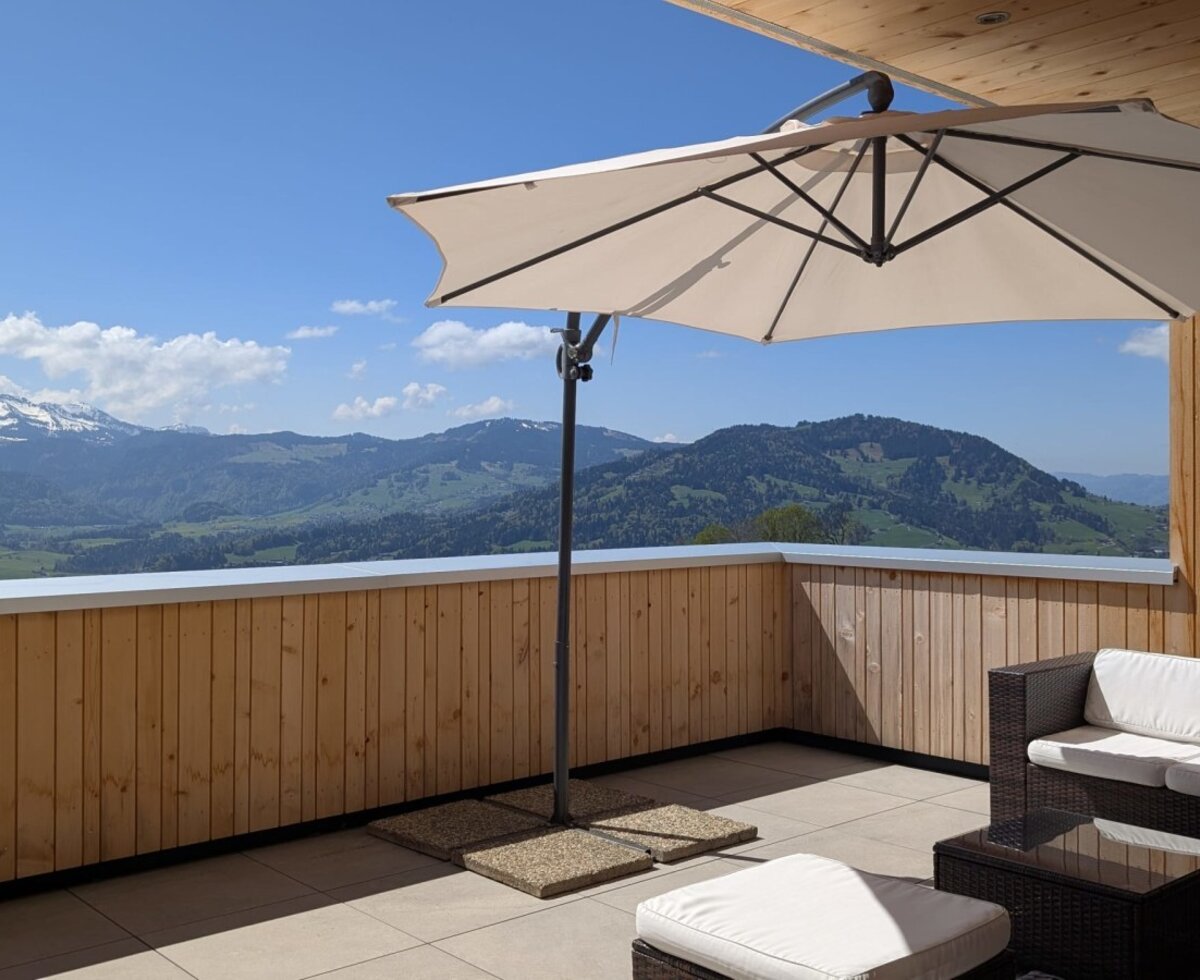 You can also just stay "at home" sometimes and enjoy the beauty of the Bregenzerwald and let it work its magic.