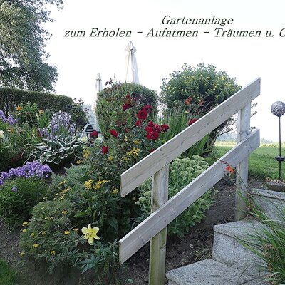 Garden house with panoramic window